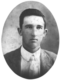 James Alderman Pearsall (1878-1906), son of Edward Dickson Pearsall and Barbara Susan Armstrong, married on 14 Aug 1905 in Wilmington, NC; ... - jpear